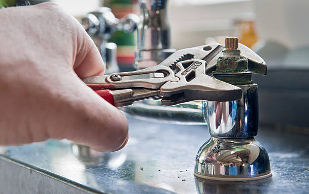 Best Sewage cleanup and water damage restoration  in Country Clu, CA